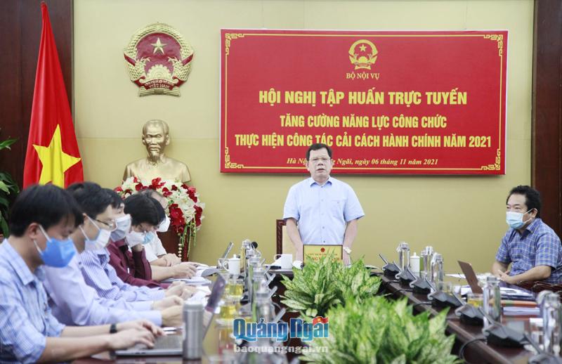 Chủ tịch UBND tỉnh Đặng Văn Minh chủ trì Hội nghị tập huấn tăng cường năng lực công chức trong thực hiện công tác CCHC tổ chức vào ngày 6/11.