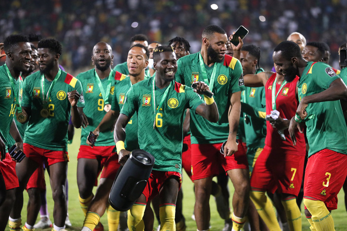 Ngược dòng không tưởng, Cameroon hạ Burkina Faso giành huy chương đồng