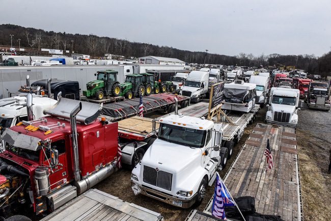 Hàng loạt phương tiện tuần hành quanh Washington, đe dọa gây tắc nghẽn giao thông