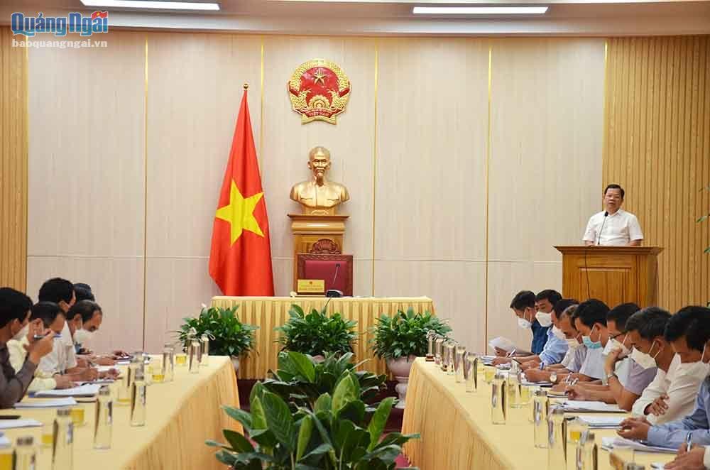 Chủ tịch UBND tỉnh Đặng Văn Minh chủ trì buổi làm việc với Sở NN&PTNT