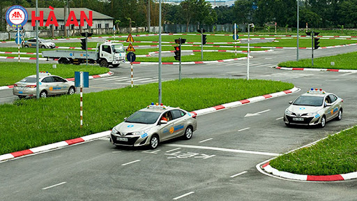 Học bằng lái xe B2 tại Hà Nội chọn ngay hoclaixehaan.com