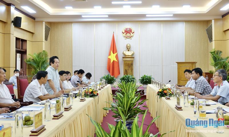 Phó Chủ tịch UBND tỉnh Võ Phiên phát biểu tại buổi công bố Quyết định thanh tra.