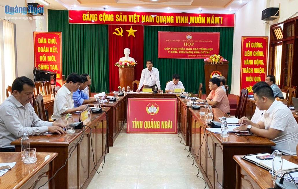 Phó Chủ tịch Ủy ban MTTQ Việt Nam tỉnh Nguyễn Bá Minh phát biểu kết luận cuộc họp.