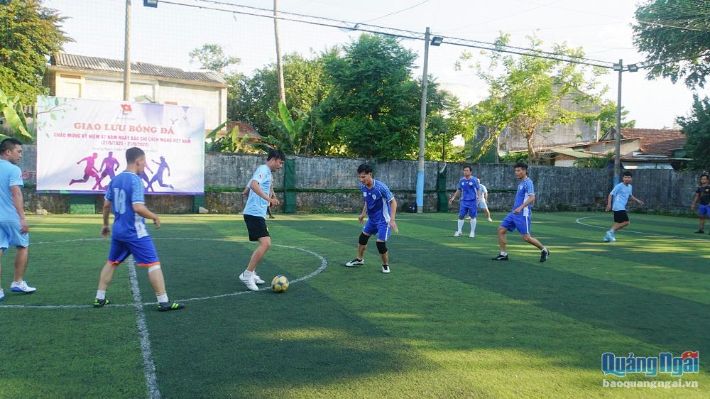 Chương trình giao lưu bóng đá nhân kỉ niệm 97 năm Ngày Báo chí cách mạng Việt Nam