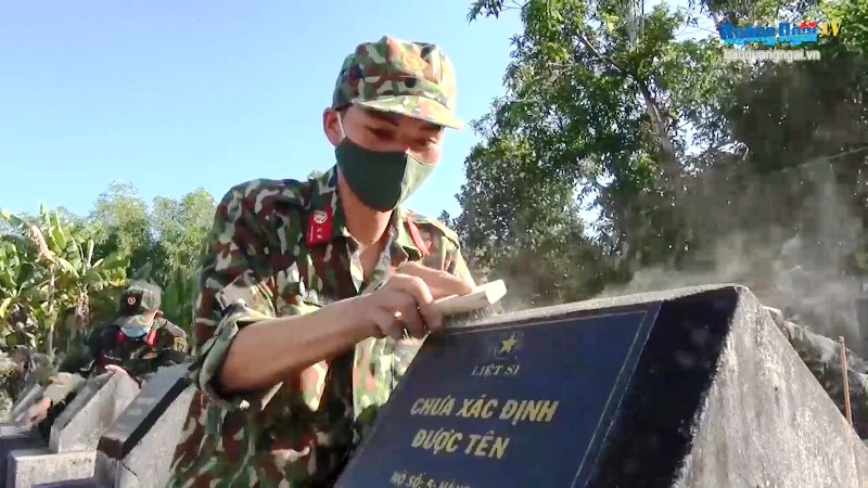 Video: Cán bộ, chiến sĩ LLVT tỉnh tri ân các anh hùng liệt sĩ