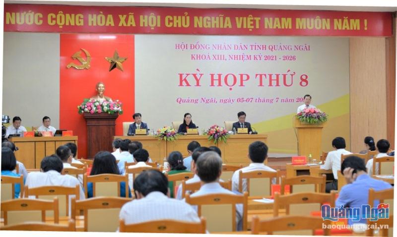 Chủ tịch UBND tỉnh Đặng Văn Minh đánh giá cao nội dung chất vấn và trả lời chất vấn tại kỳ họp.