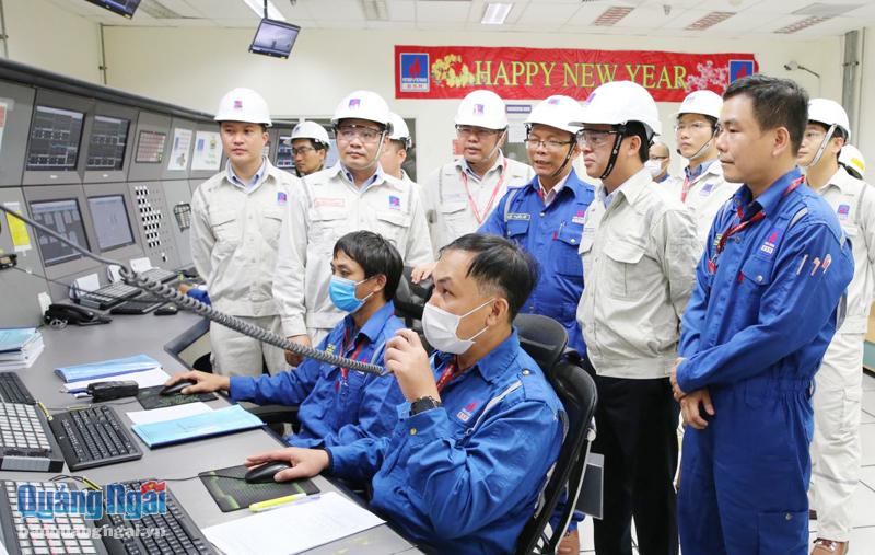 Lãnh đạo BSR kiểm tra công tác vận hành sản xuất tại Nhà máy Lọc dầu Dung Quất. 