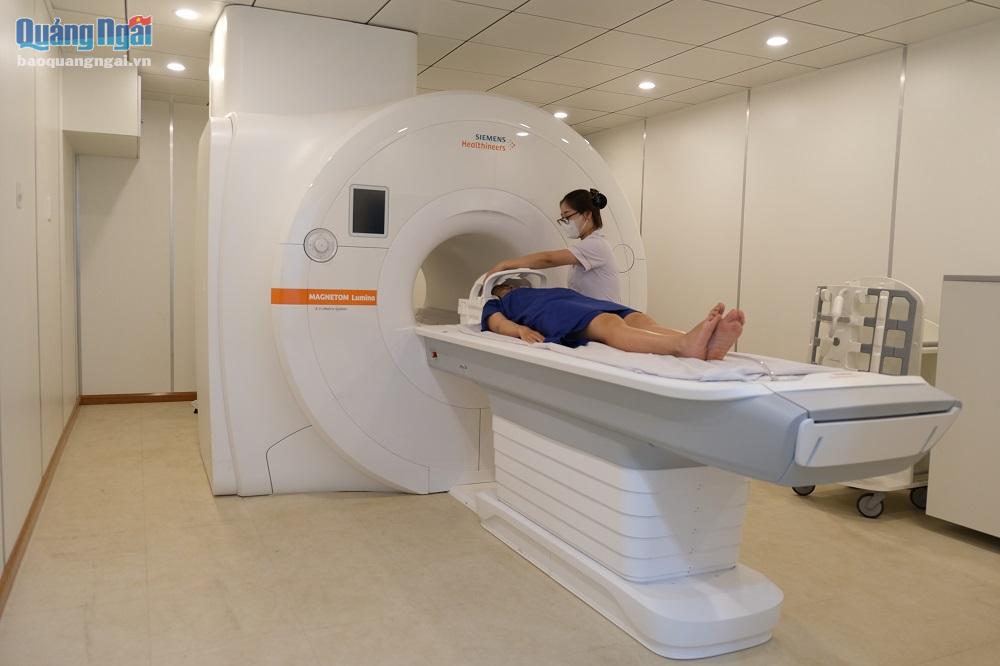Chụp MRI cho bệnh nhân tại Bệnh viện Thiện Nhân.