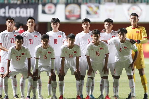 Suất vào bán kết của U16 Việt Nam phải chờ đợi kết quả lượt trận cuối bảng B và C Giải U16 Đông Nam Á 2022 - Ảnh: VFF