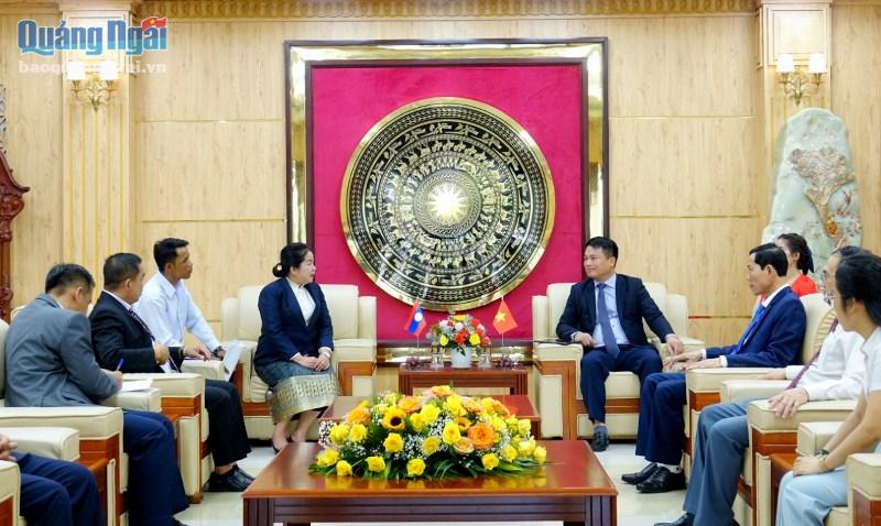 Lãnh đạo tỉnh tiếp Đoàn công tác của Ủy ban Mặt trận Lào xây dựng đất nước tỉnh Champasak