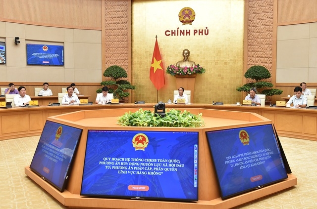 Phó Thủ tướng Lê Văn Thành họp với 15 tỉnh, thành phố có nhu cầu nâng cấp, mở rộng, xây dựng mới CHK - Ảnh: VGP/Đức Tuân