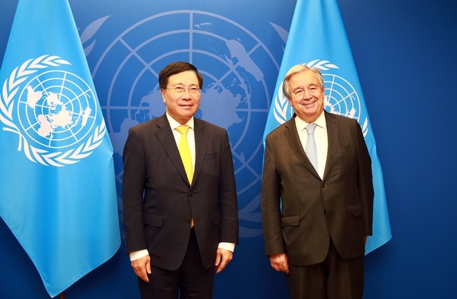 Phó Thủ tướng Thường trực Phạm Bình Minh và Tổng Thư ký LHQ Antonió Guterres - Ảnh: VGP/Hải Minh