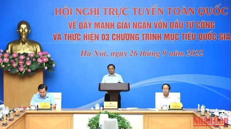 Thủ tướng Phạm Minh Chính và các Phó Thủ tướng tham dự hội nghị.