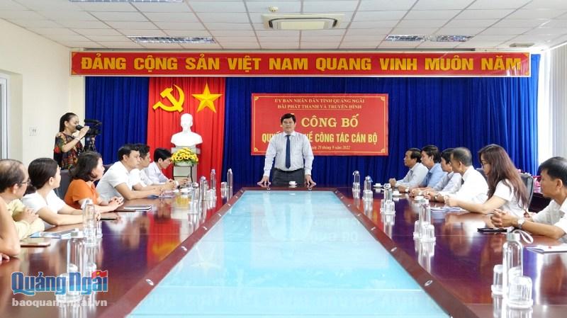 Phó Chủ tịch UBND tỉnh Trần Phước Hiền phát biểu giao nhiệm vụ tại buổi lễ.