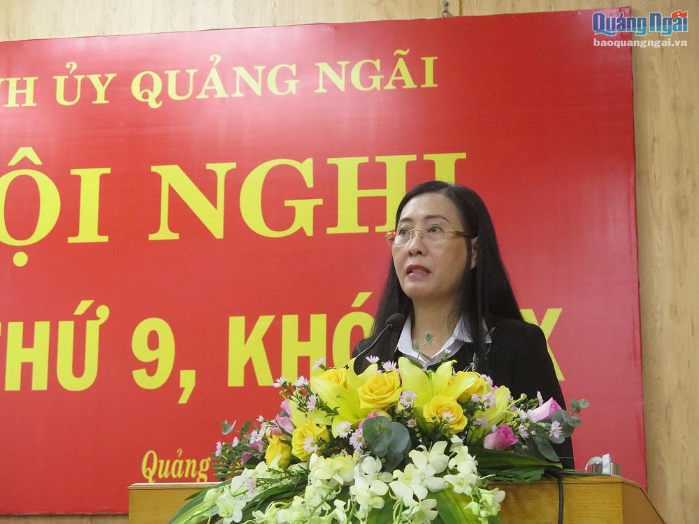 Ủy viên Trung ương Đảng, Bí thư Tỉnh ủy, Chủ tịch HĐND tỉnh Bùi Thị Quỳnh Vân phát biểu chỉ đạo tại hội nghị.