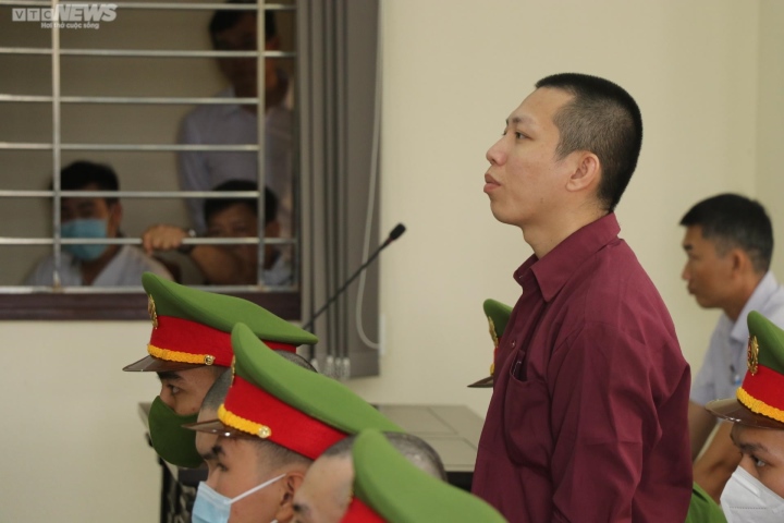 Bị cáo Lê Thanh Hoàn Nguyên tại phiên toà.
