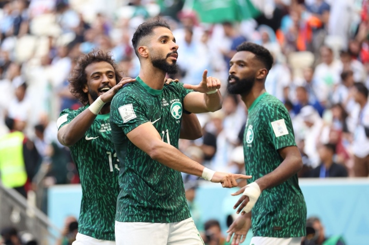 Argentina thua sốc Ả Rập Saudi trận đầu ra quân World Cup 2022