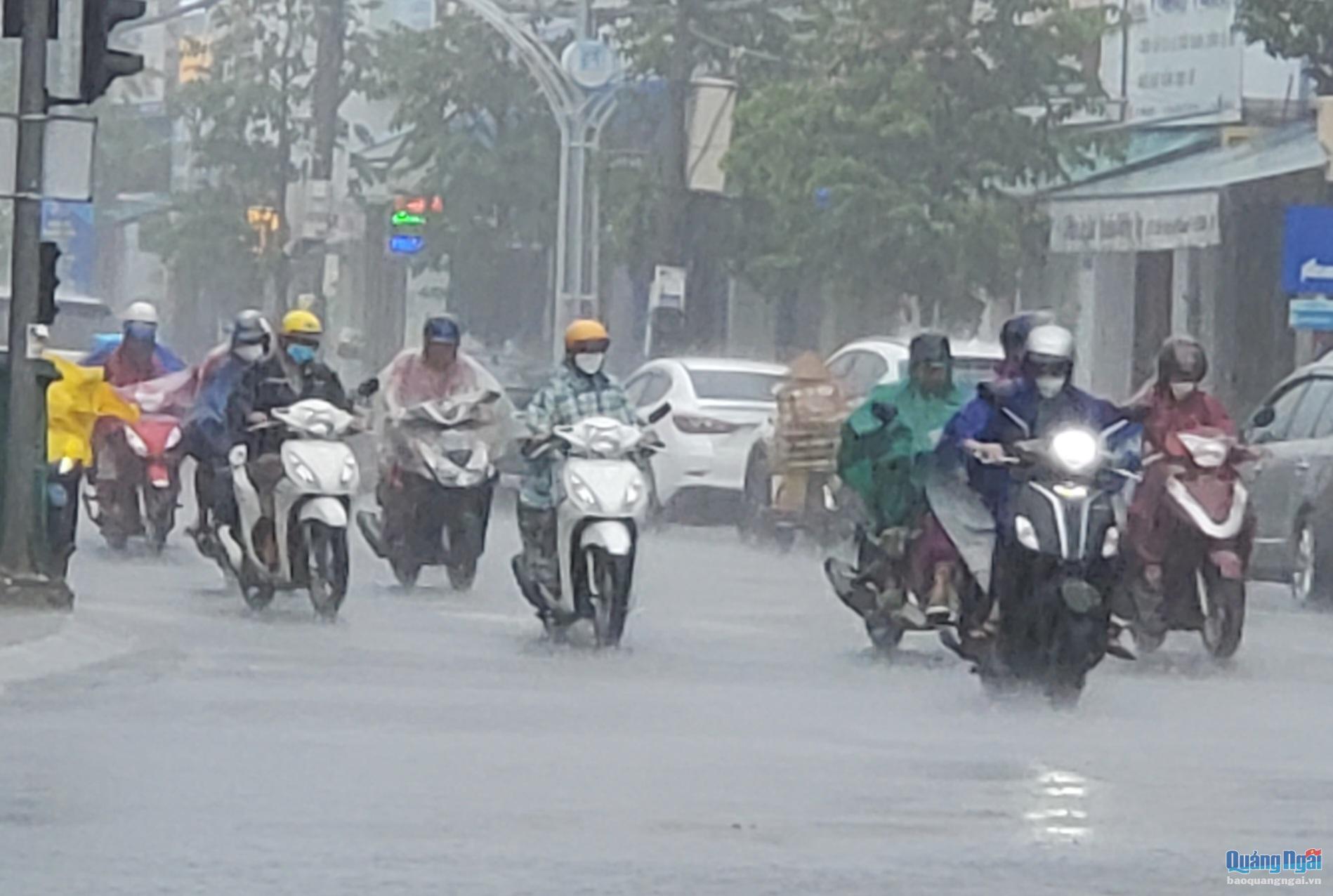Từ 30/11 đến hết 3/12, Quảng Ngãi có mưa lớn trên diện rộng