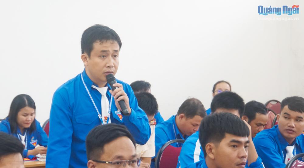 Tuổi trẻ Quảng Ngãi tham gia góp ý các văn kiện Đại hội đại biểu toàn quốc Đoàn TNCS Hồ Chí Minh lần thứ XII.  Ảnh: THÀNH TUYÊN