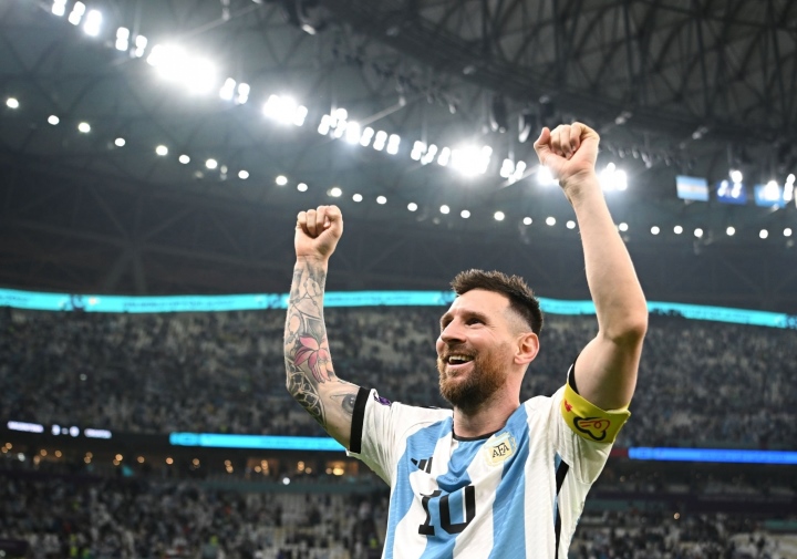 Messi cùng Argentina vào chung kết World Cup 2022