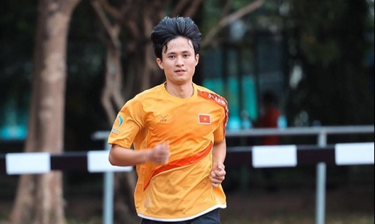 Nguyễn Trung Cường giành HCV, phá kỷ lục đại hội cự ly 5.000m nam