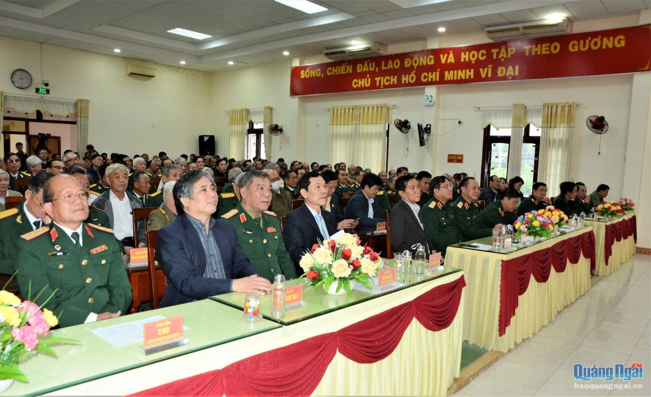 Bộ CHQS tỉnh gặp mặt cán bộ quân đội nghỉ hưu