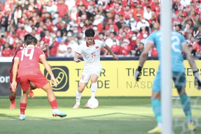 Đội tuyển Việt Nam hòa Indonesia 0-0 trên sân khách