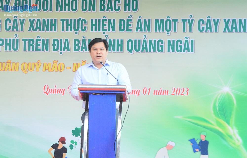 Phó Chủ tịch UBND tỉnh Trần Phước Hiền phát biểu tại buổi lễ.