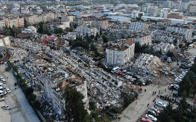 Động đất tại Thổ Nhĩ Kỳ và Syria: Số nạn nhân thiệt mạng vượt quá 7.800 người