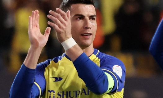 Ronaldo ghi 4 bàn trong trận thắng của Al Nassr