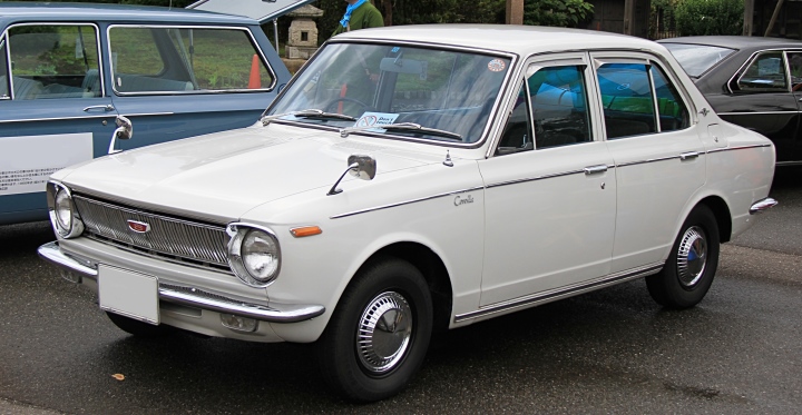 Toyota Corolla E10, Corolla thế hệ đầu tiên. (Anrh: Alltopeverything)
