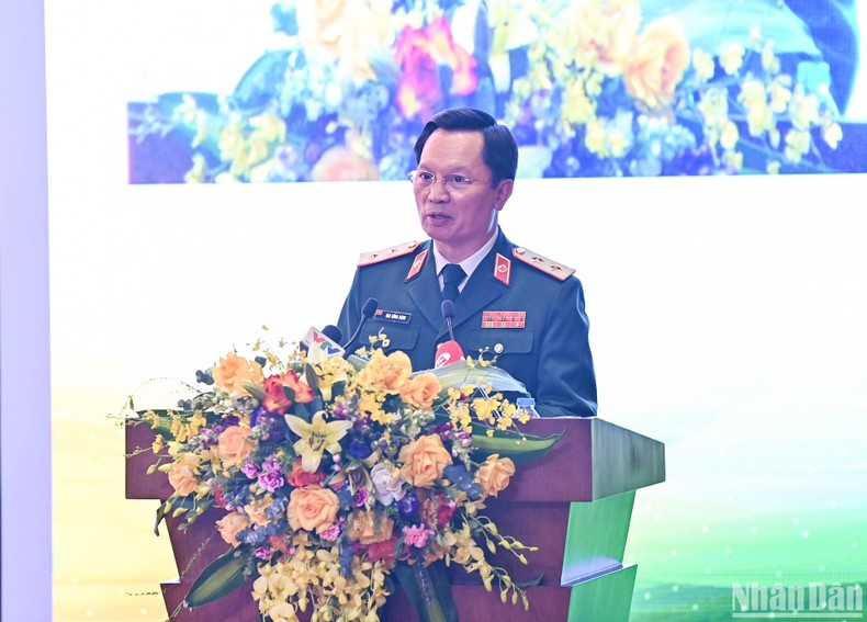 Giám đốc Bệnh viện Trung ương Quân đội 108 Mai Hồng Bàng phát biểu tại buổi gặp mặt. (Ảnh: Duy Linh)