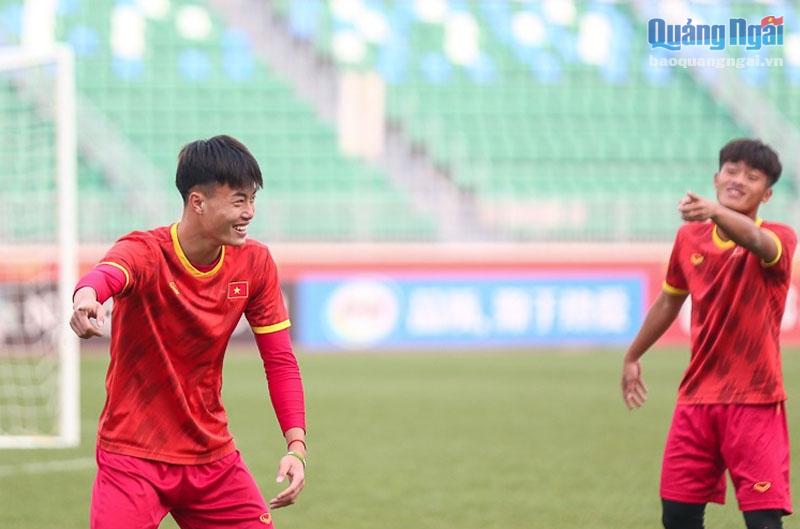 U20 Việt Nam đang có tinh thần hưng phấn và lực lượng cầu thủ tốt nhất trước trận  gặp U20 Iran. ẢNH: INTERNET
