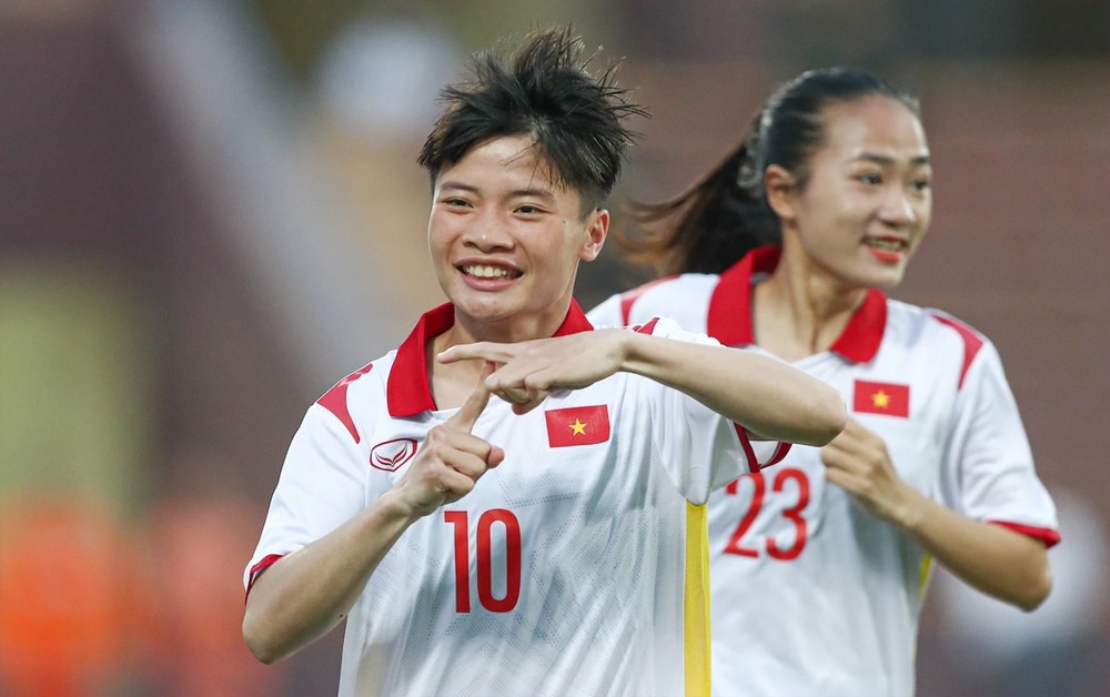 U20 nữ Việt Nam thắng U20 Singapore 11-0