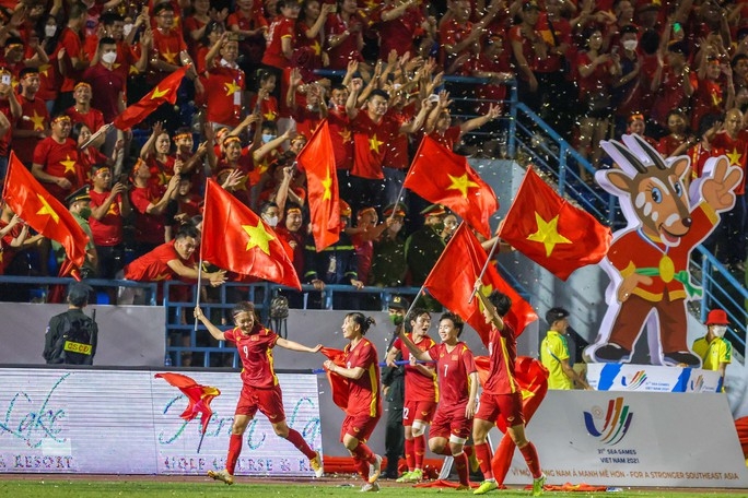 Trên BXH FIFA mới nhất, tuyển nữ Việt Nam đã tăng 1 bậc, từ 34 lên 33 thế giới.